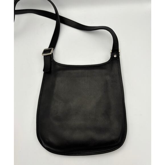 Coach 9131 Saddle Flap Crossbody | 90s Leather Hippie Bag | Vintage Minimal - Picture 13 of 16